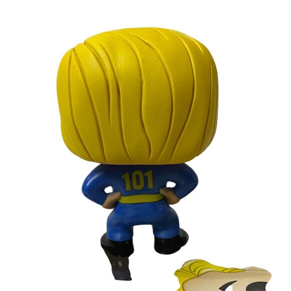 Funko POP Fallout 4: Vault boy collectible figurine multicolor - Picture 3 of 4